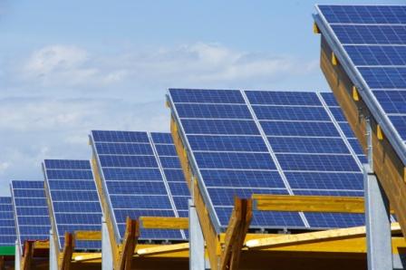 Installation photovoltaïque au sol illustration